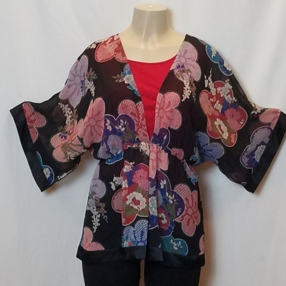 Tops - Floral Kimono Style Blouse